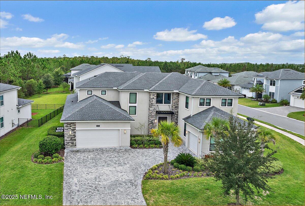 10194 SILVERBROOK Trail