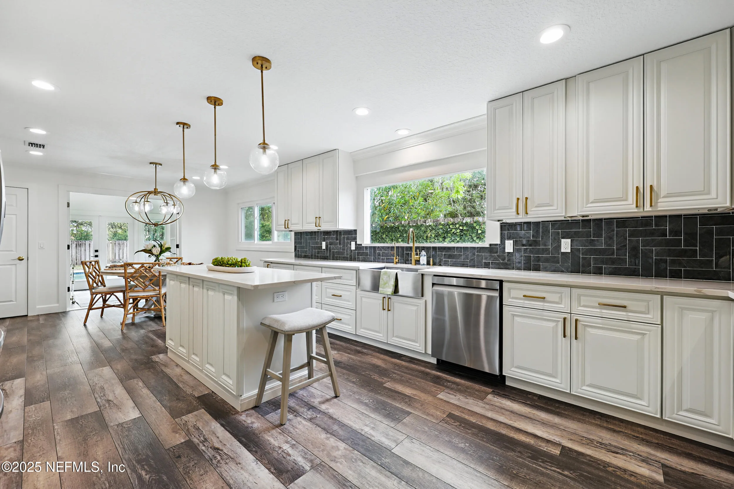 Jacksonville, Florida 32256, United States, 4 Bedrooms Bedrooms, ,4 BathroomsBathrooms,Residential,Active,89828