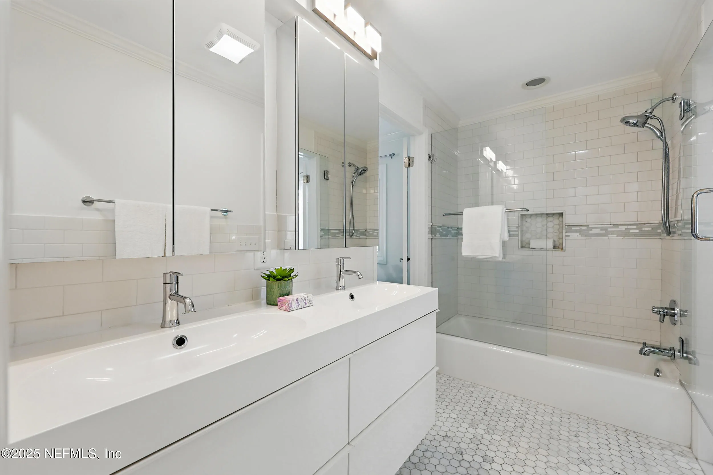 Jacksonville, Florida 32256, United States, 4 Bedrooms Bedrooms, ,4 BathroomsBathrooms,Residential,Active,89828