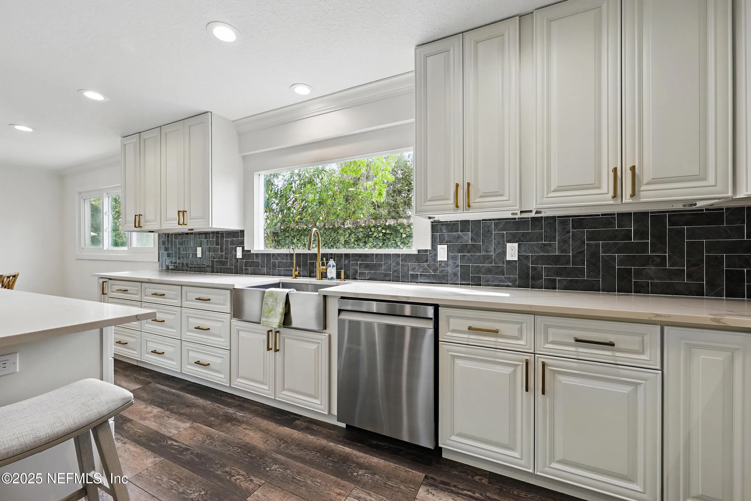 Jacksonville, Florida 32256, United States, 4 Bedrooms Bedrooms, ,4 BathroomsBathrooms,Residential,Active,89828