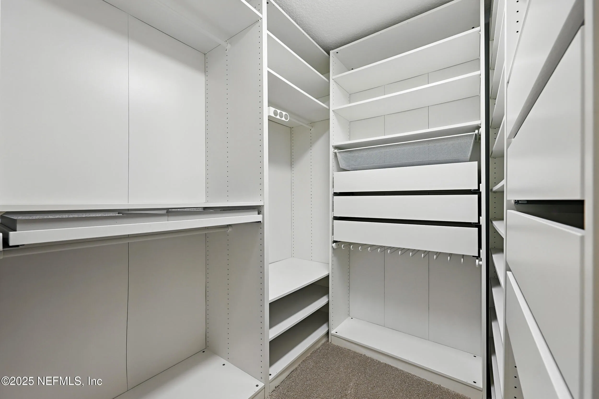 Jacksonville, Florida 32256, United States, 4 Bedrooms Bedrooms, ,4 BathroomsBathrooms,Residential,Active,89828