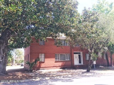 Photo of 2117 SPRING PARK Road #3, Jacksonville, FL 32207 (MLS # 2152631)