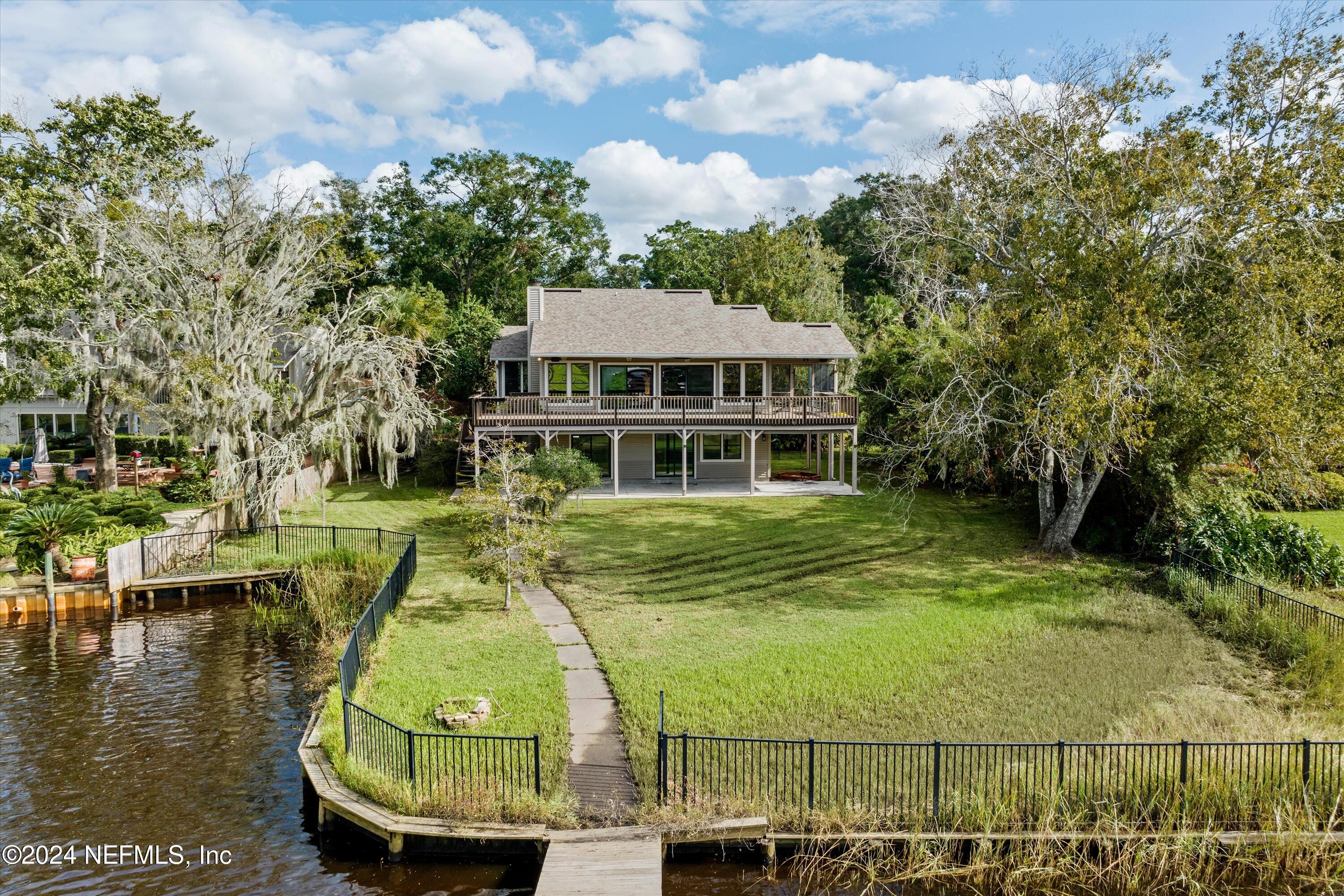 6211 RIVER GLEN Lane