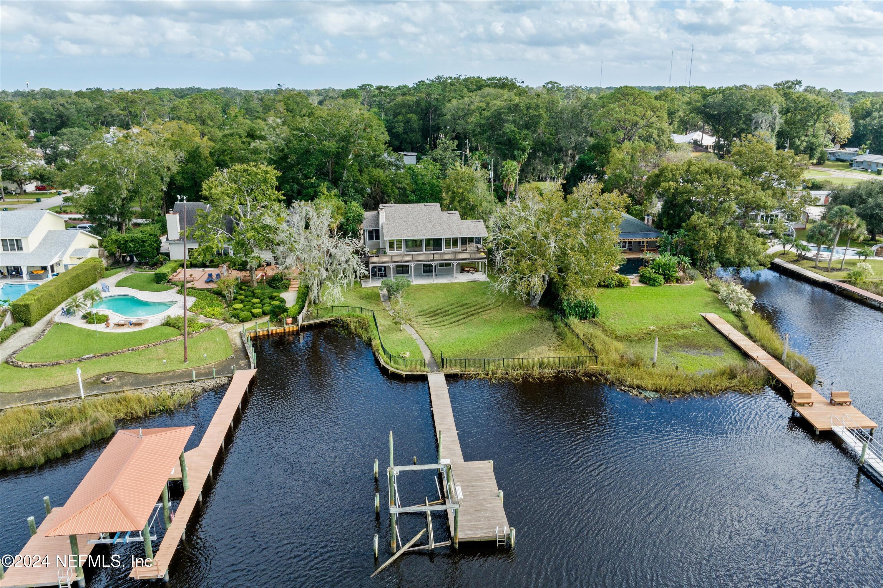 6211 RIVER GLEN Lane