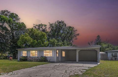 A home in Jacksonville