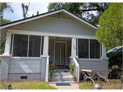 Photo of 1109 W 26TH Street, Jacksonville, FL 32209 (MLS # 2163382)