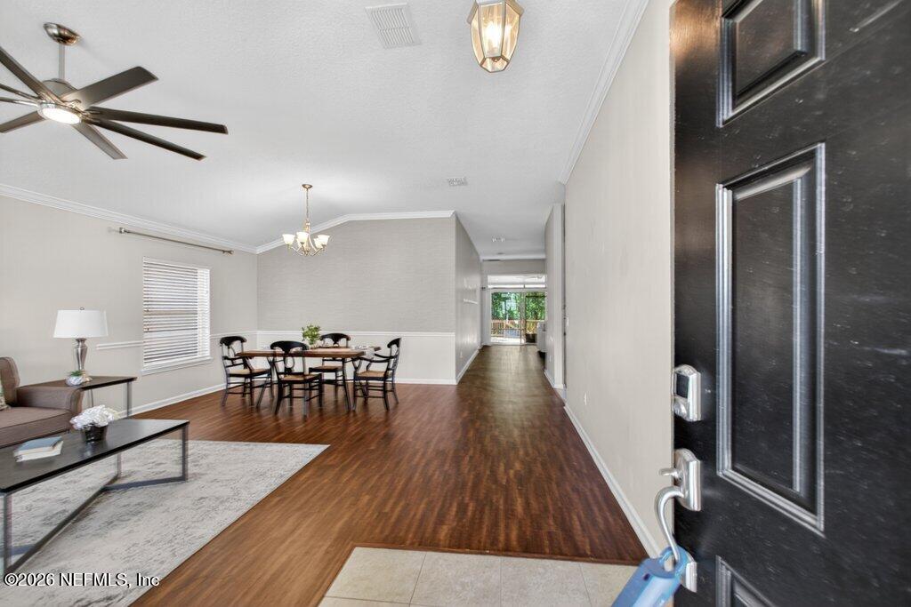 1634 MAJESTIC VIEW Lane