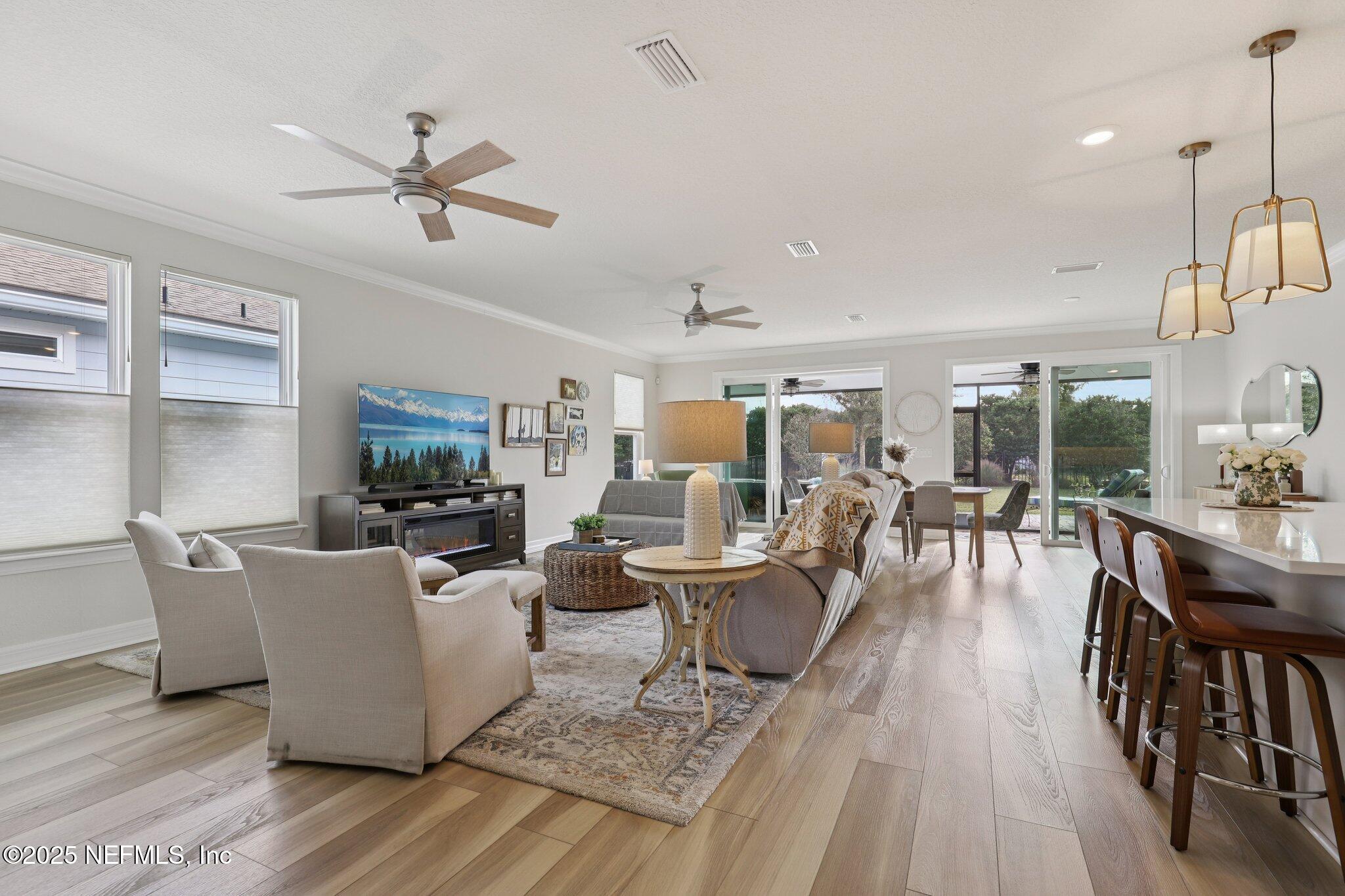 11136 TOWN VIEW Court