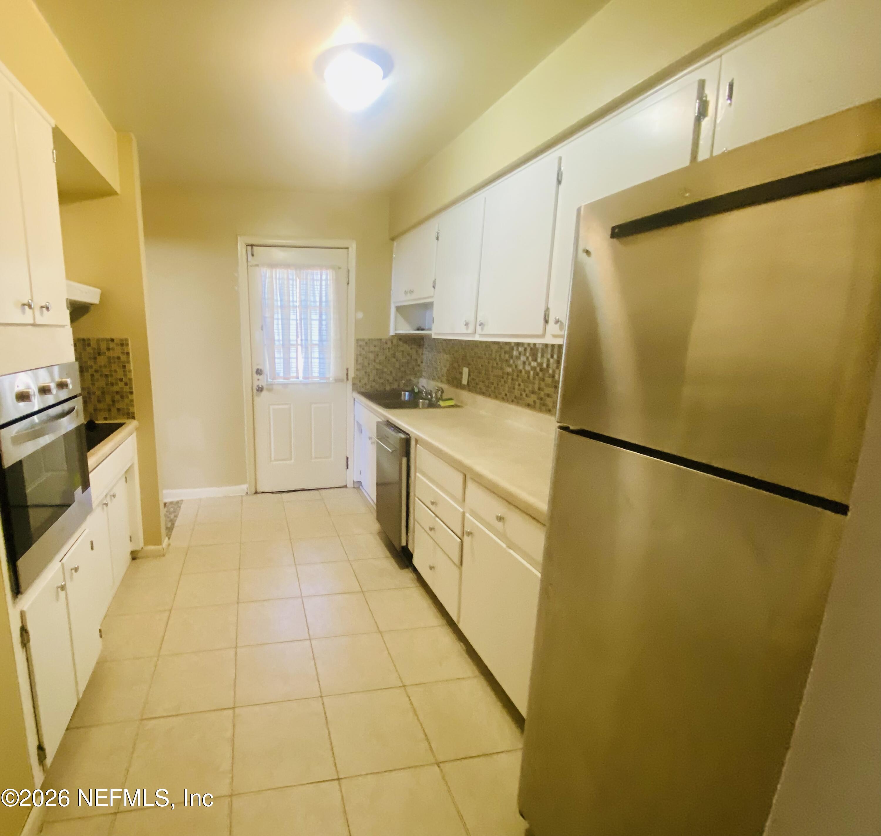 8469 SAN CLEMENTE Drive