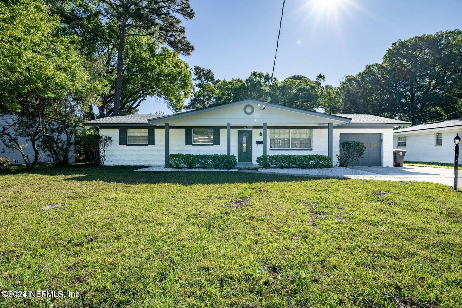 Jacksonville, FL home for sale located at 1421 Danbury Road, Jacksonville, FL 32205