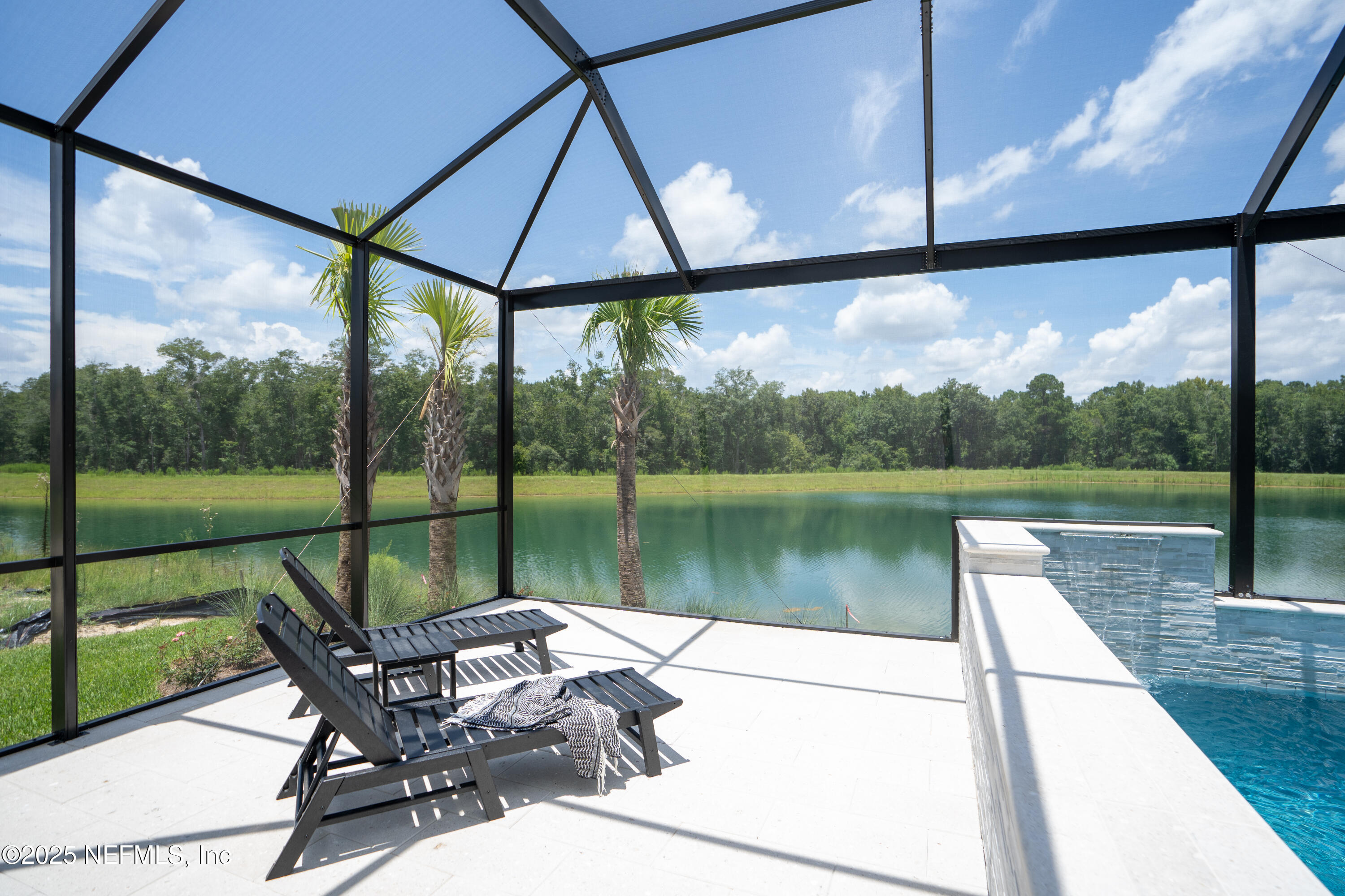 63 COURTNEY OAKS Drive