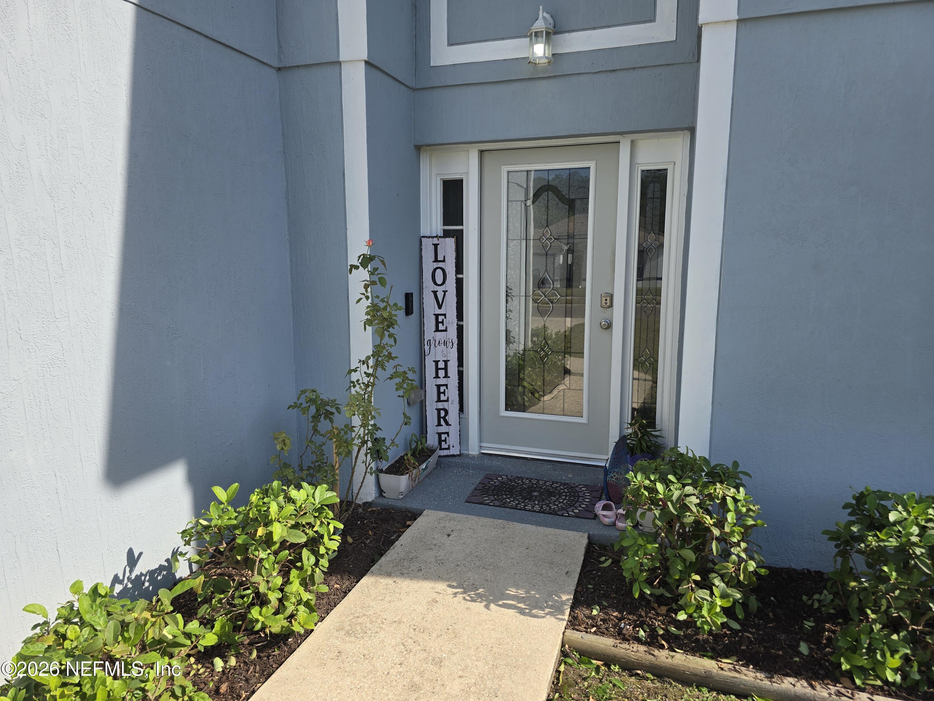 492 ISLAMORADA Drive S