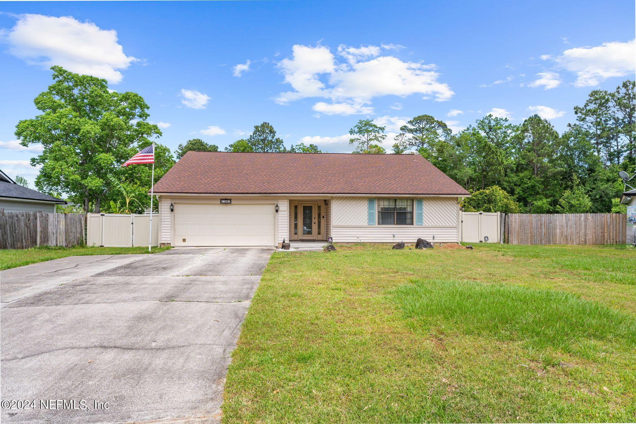 Jacksonville, FL home for sale located at 11091 Blue Roan Court, Jacksonville, FL 32257