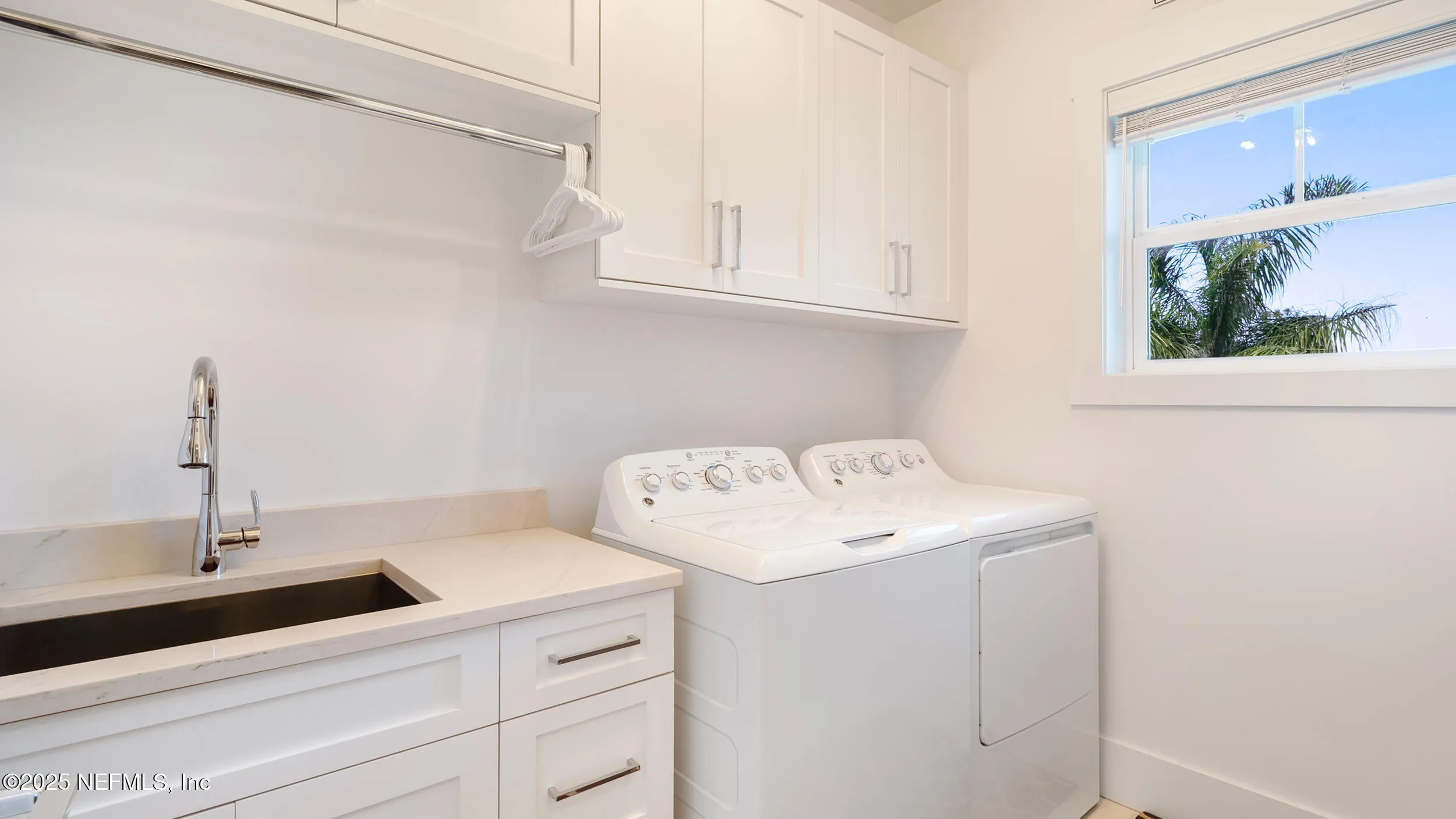 Jacksonville Beach, Florida, 32250, United States, 5 Bedrooms Bedrooms, ,5 BathroomsBathrooms,Residential,Active,1734082