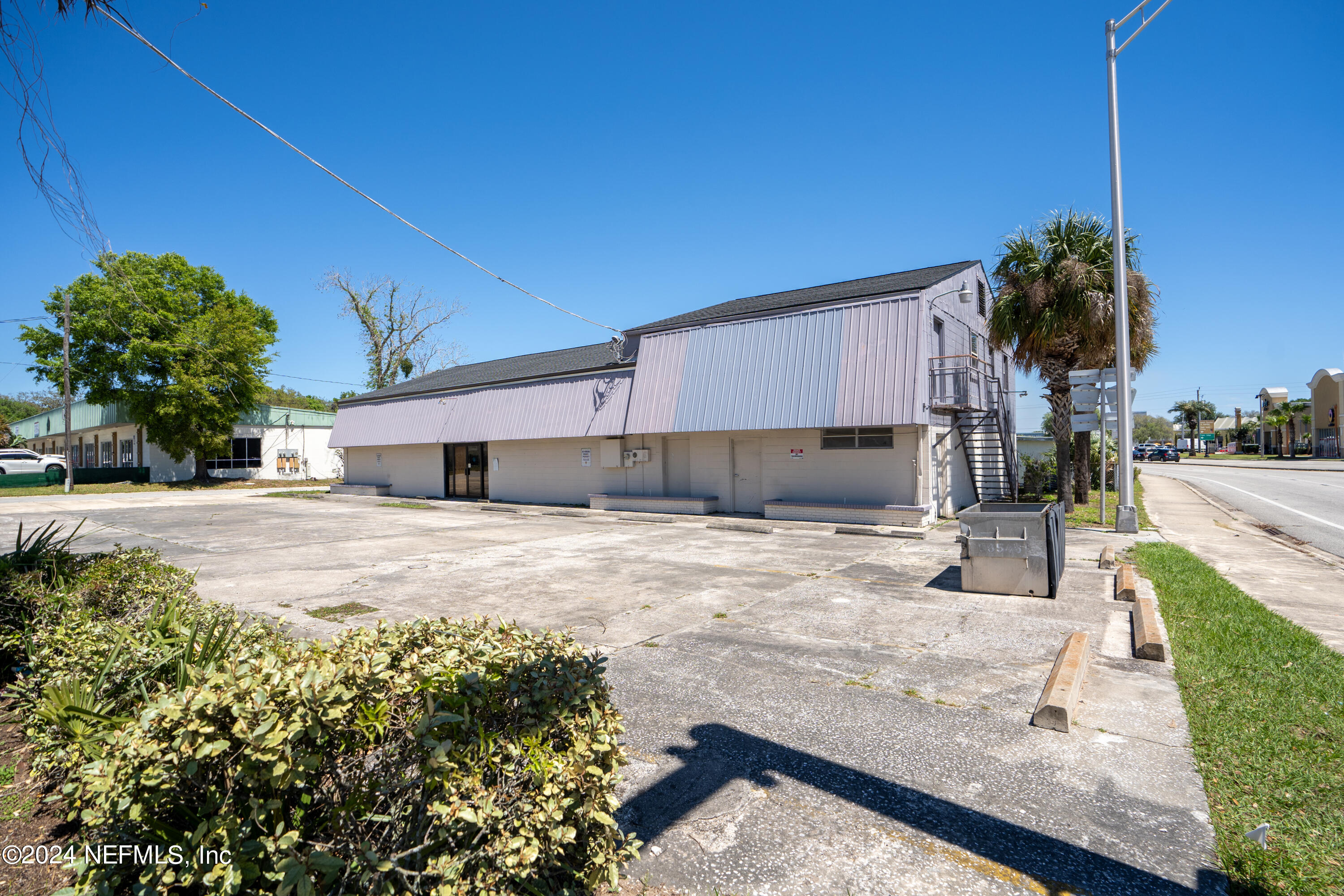 St Augustine, FL home for sale located at 85 S Dixie Highway, St Augustine, FL 32084