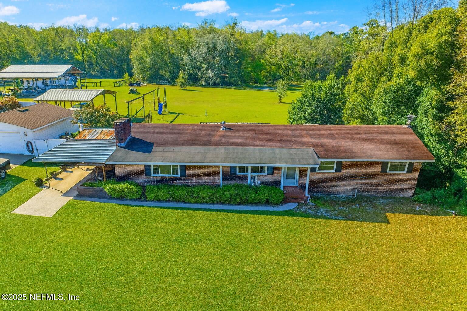 2113 STATE ROAD 16 W