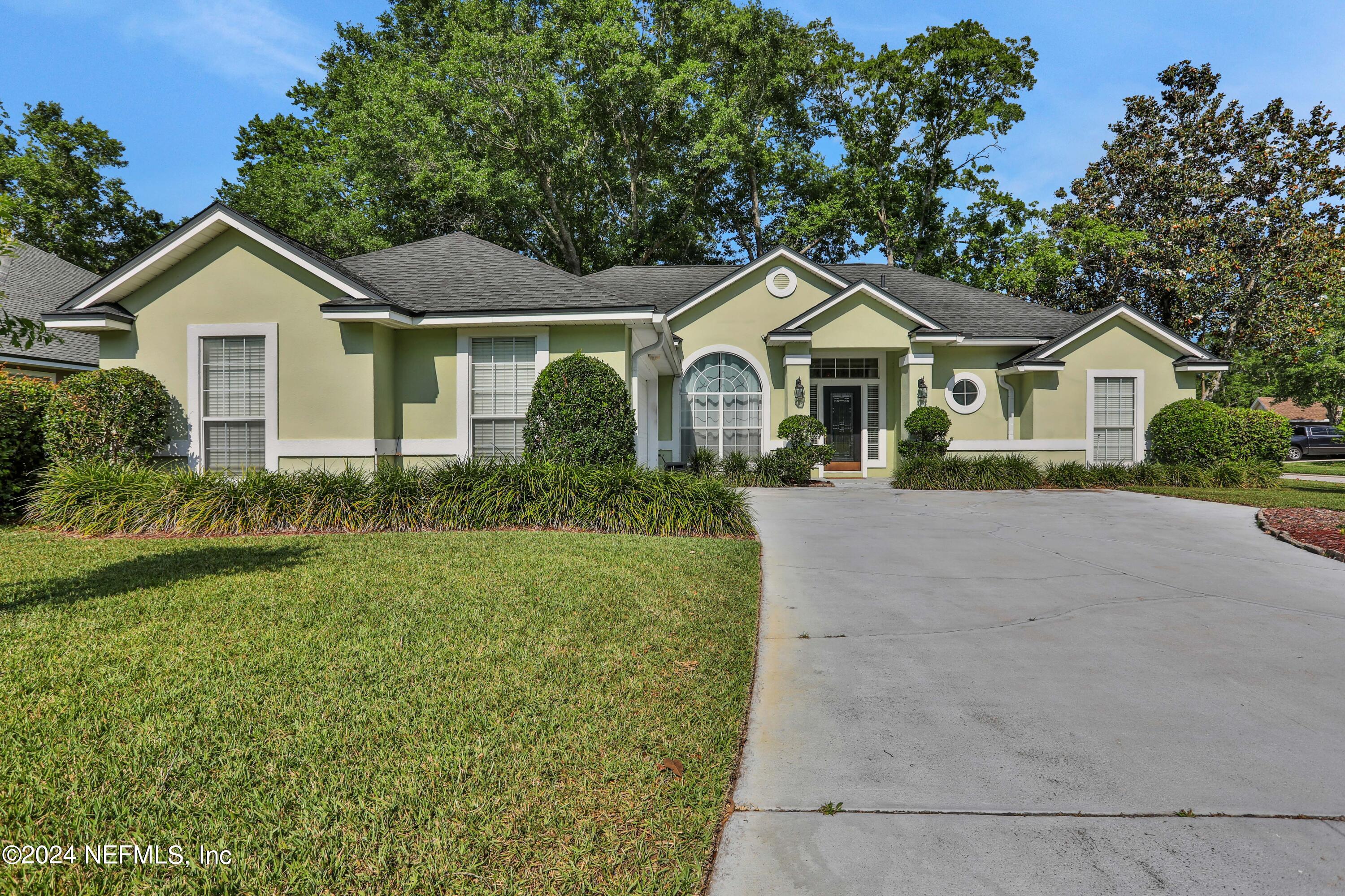 Jacksonville, FL home for sale located at 1045 Blackberry Lane, Jacksonville, FL 32259