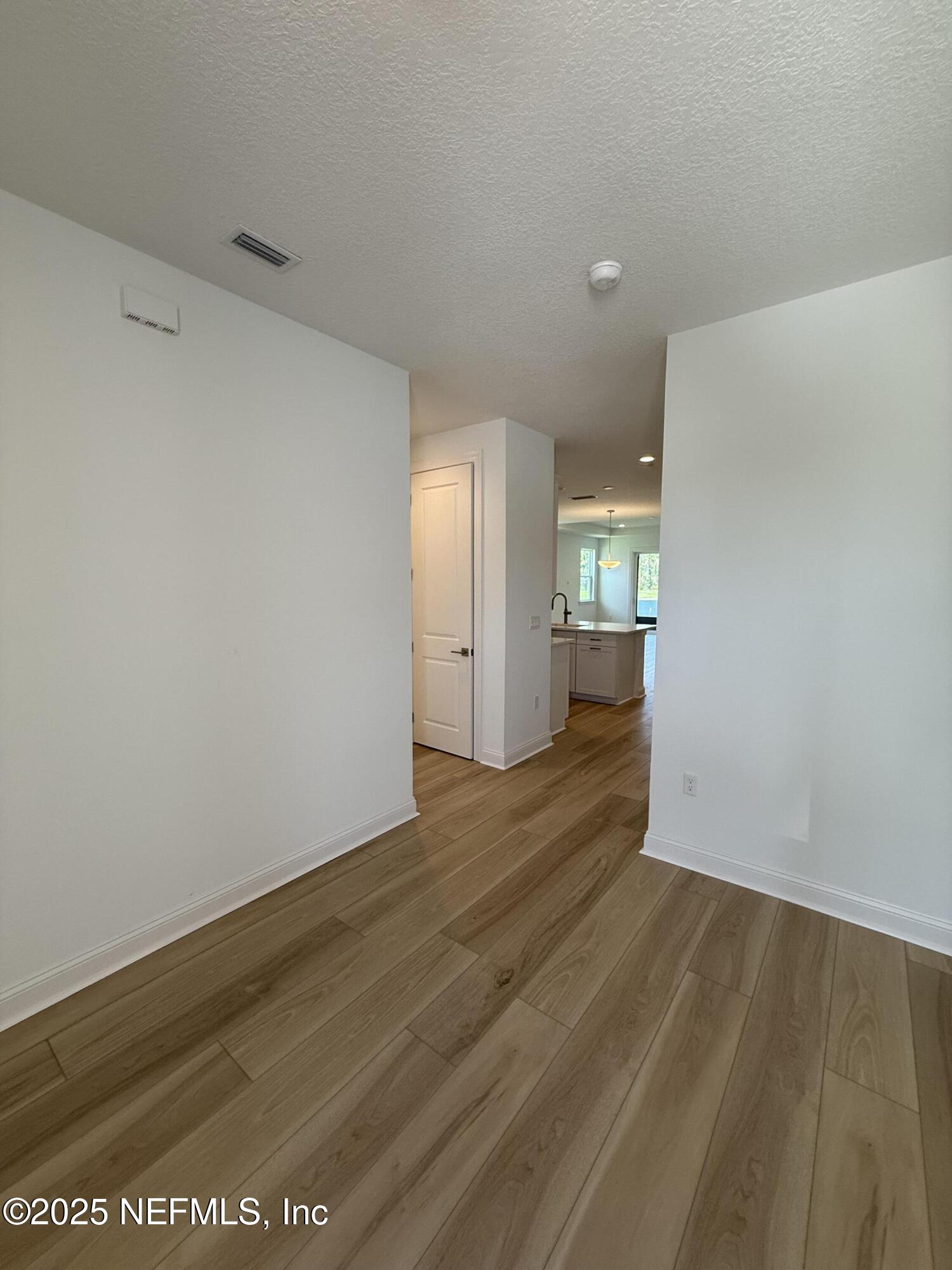 34 MULBERRY Road