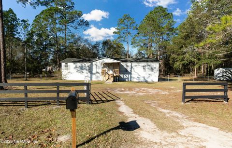 A home in Middleburg