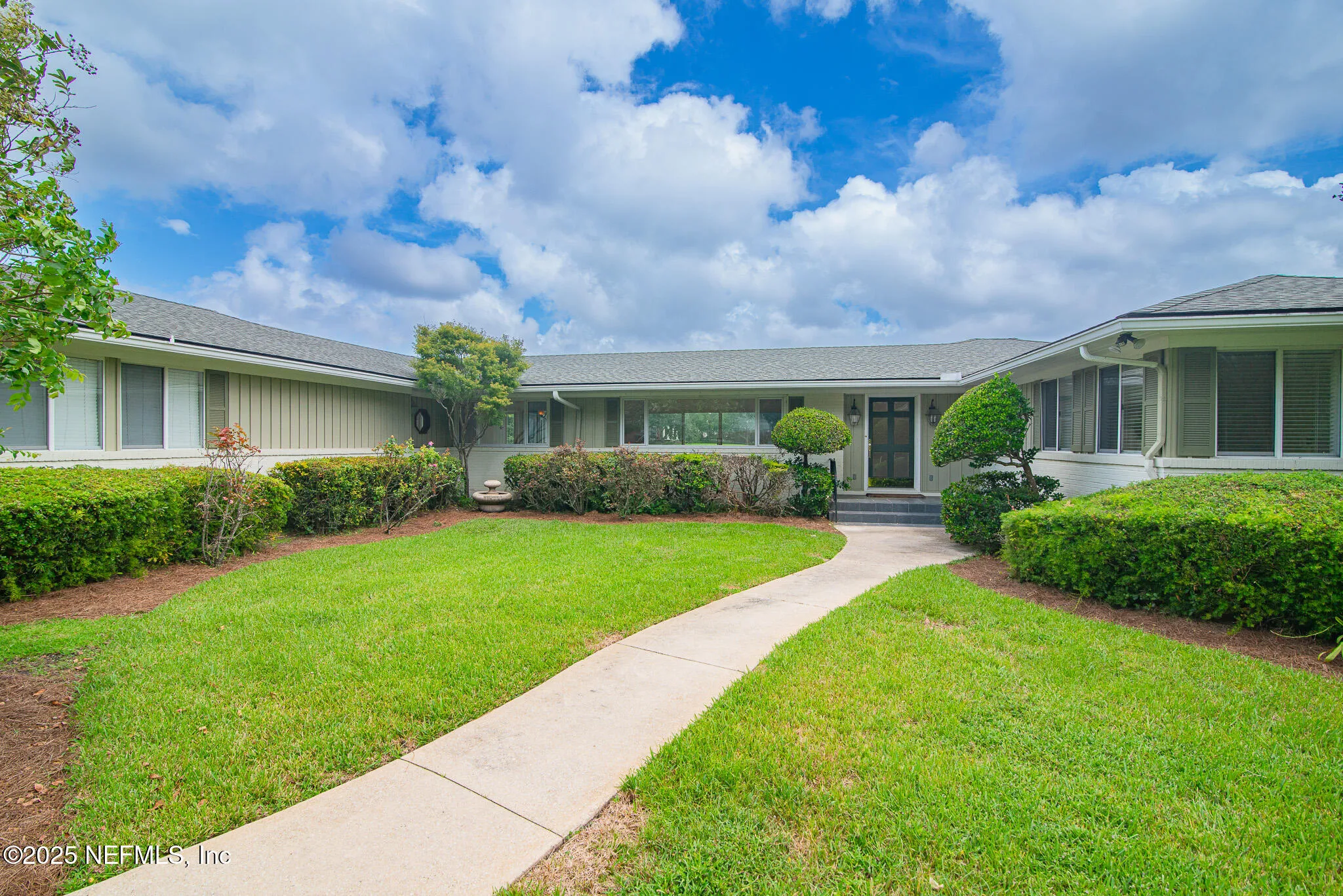 Jacksonville, Florida 32210, United States, 3 Bedrooms Bedrooms, ,3 BathroomsBathrooms,Residential,Pending,207026