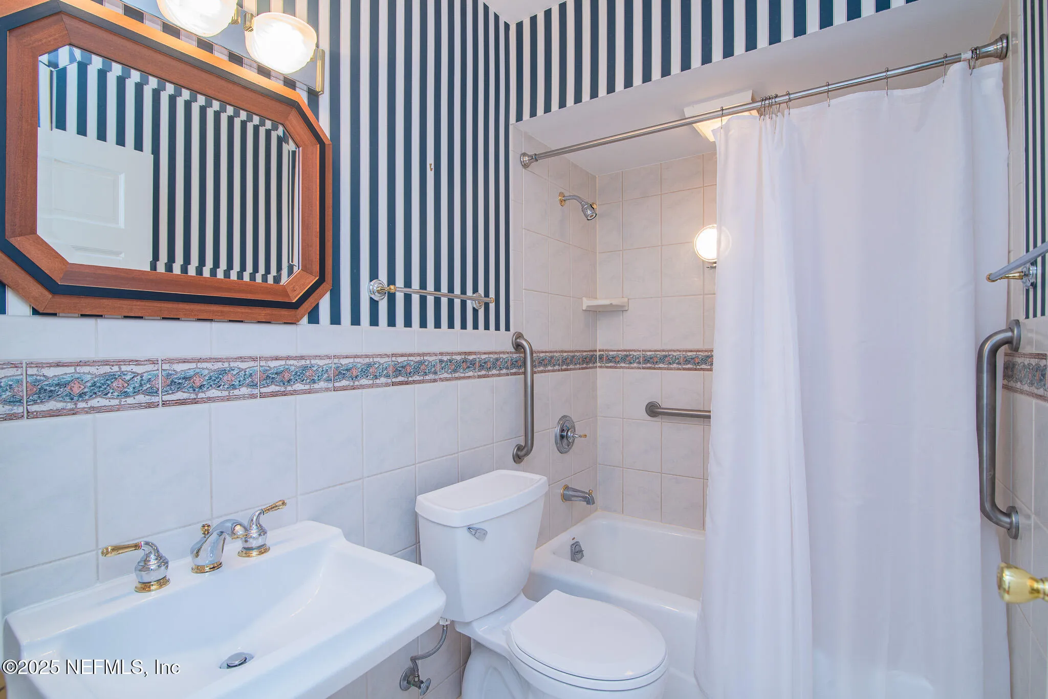 Jacksonville, Florida 32210, United States, 3 Bedrooms Bedrooms, ,3 BathroomsBathrooms,Residential,Pending,207026