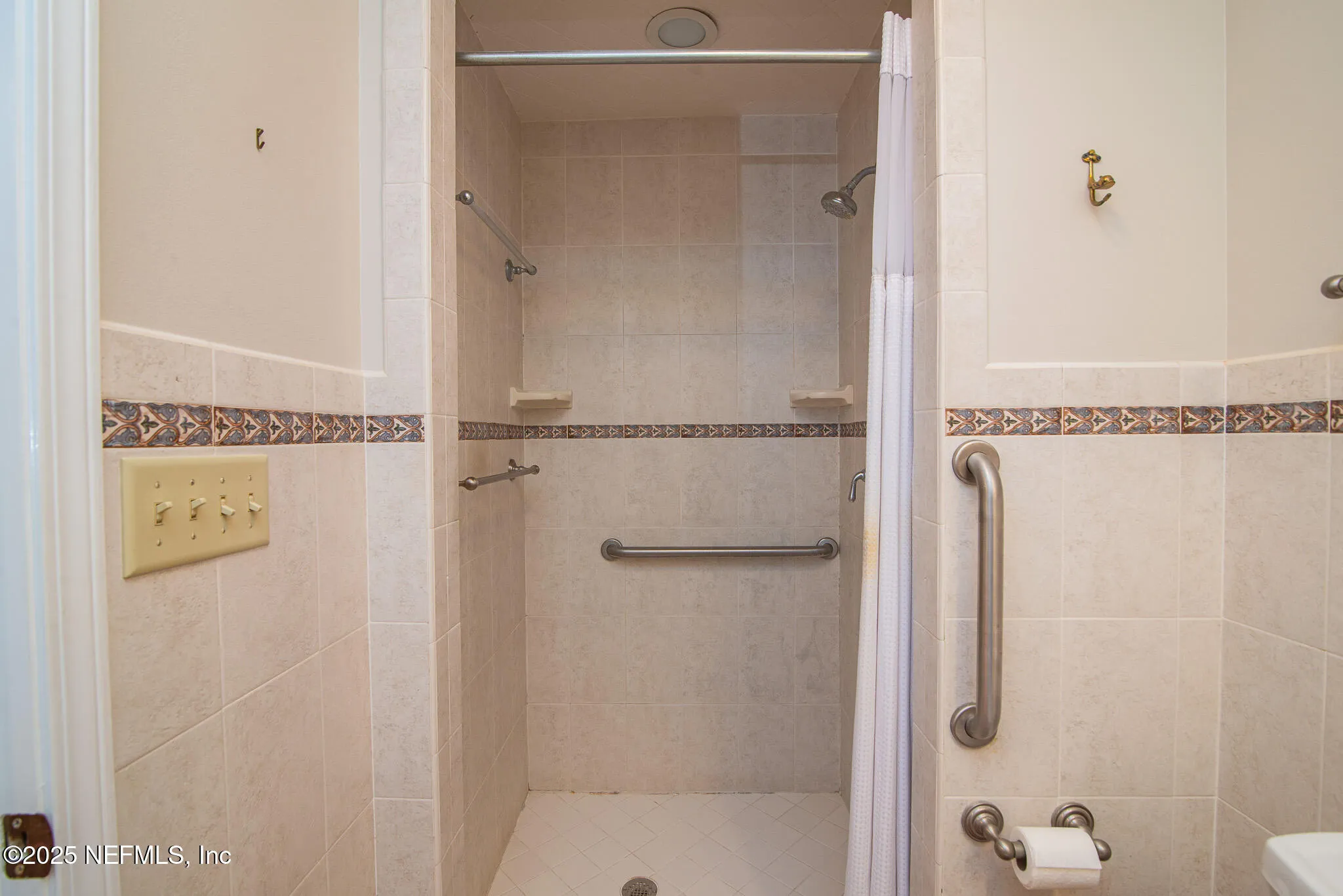 Jacksonville, Florida 32210, United States, 3 Bedrooms Bedrooms, ,3 BathroomsBathrooms,Residential,Pending,207026