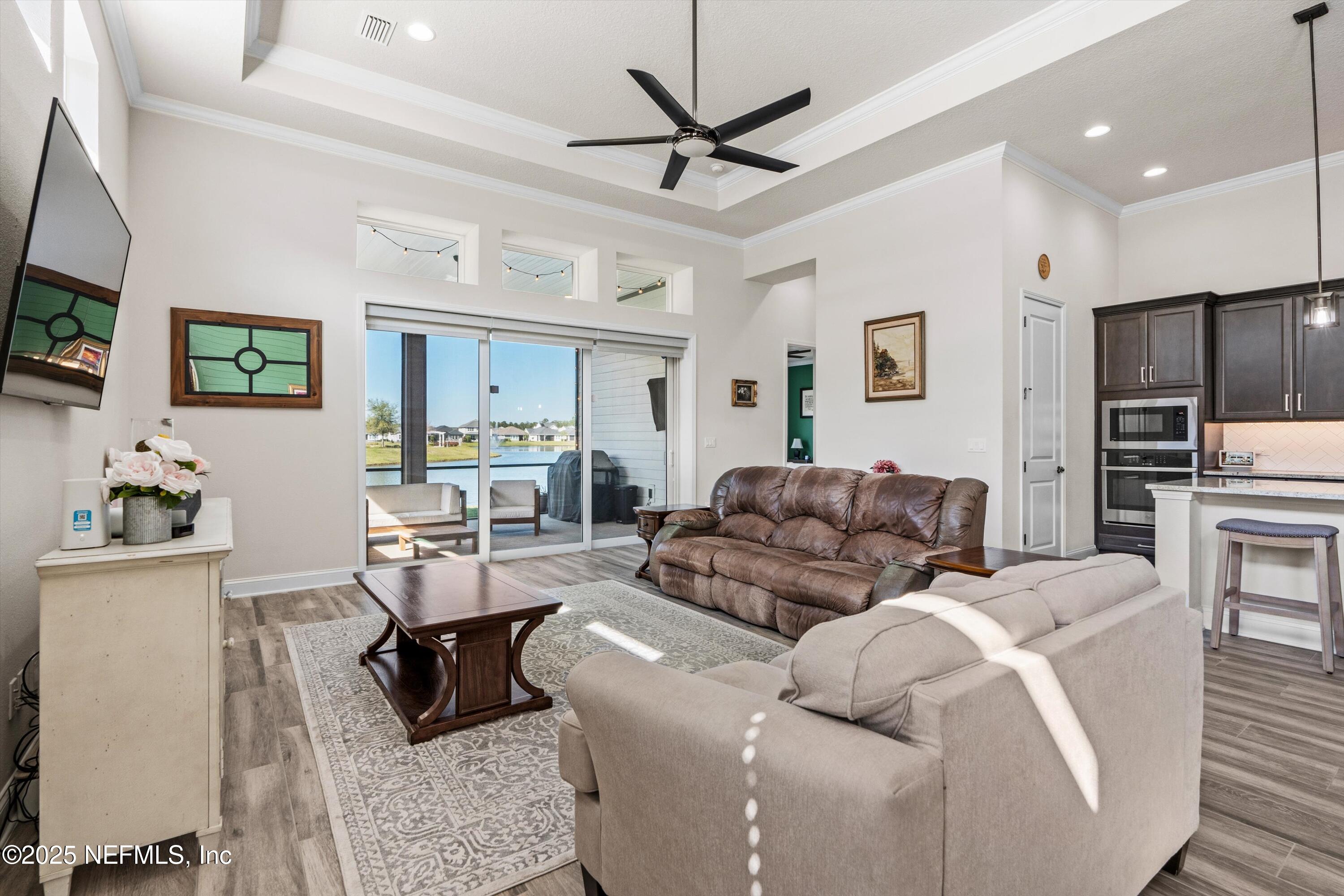10694 AVENTURA Drive
