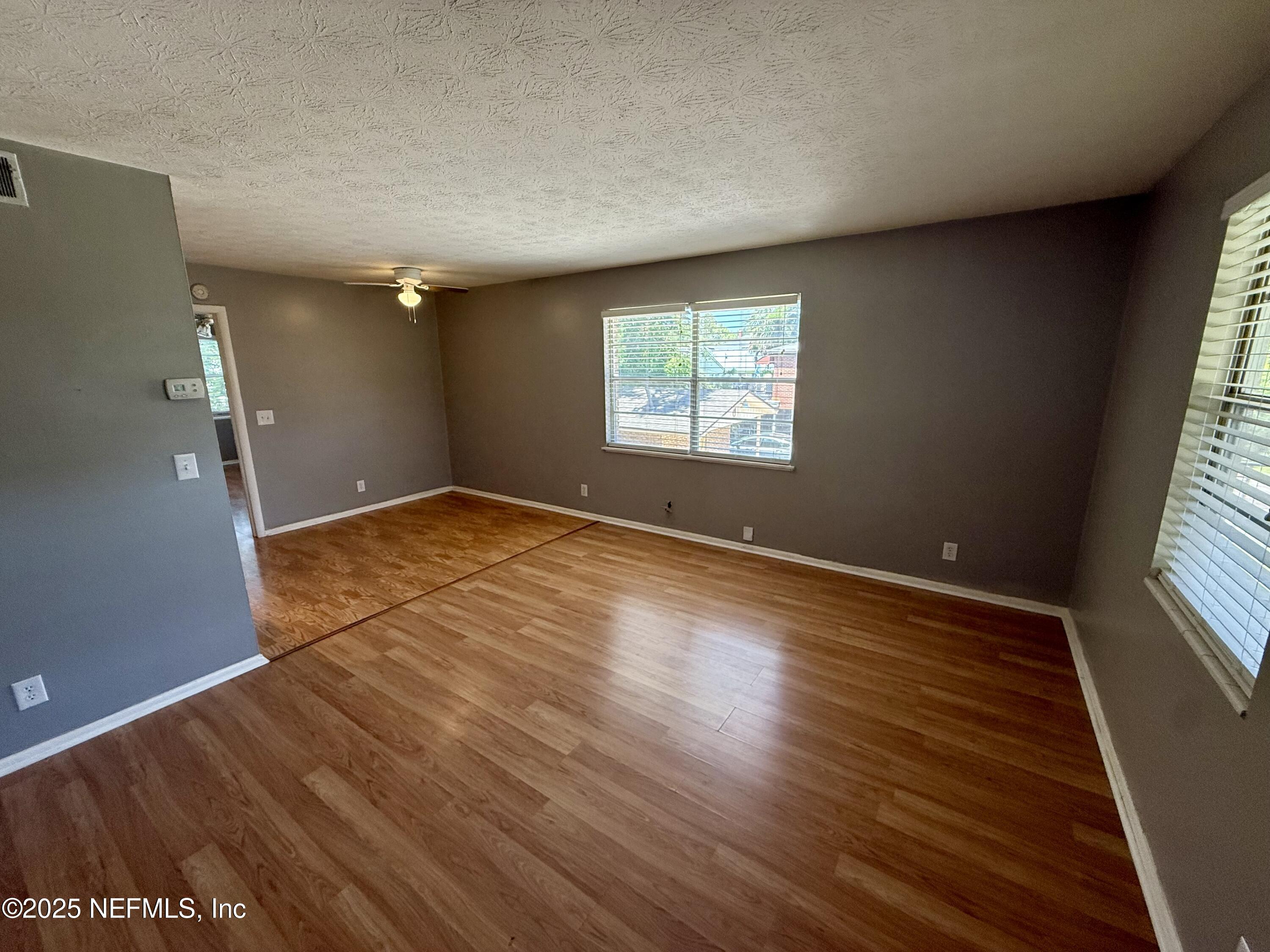 1321 LANDON Avenue A-D