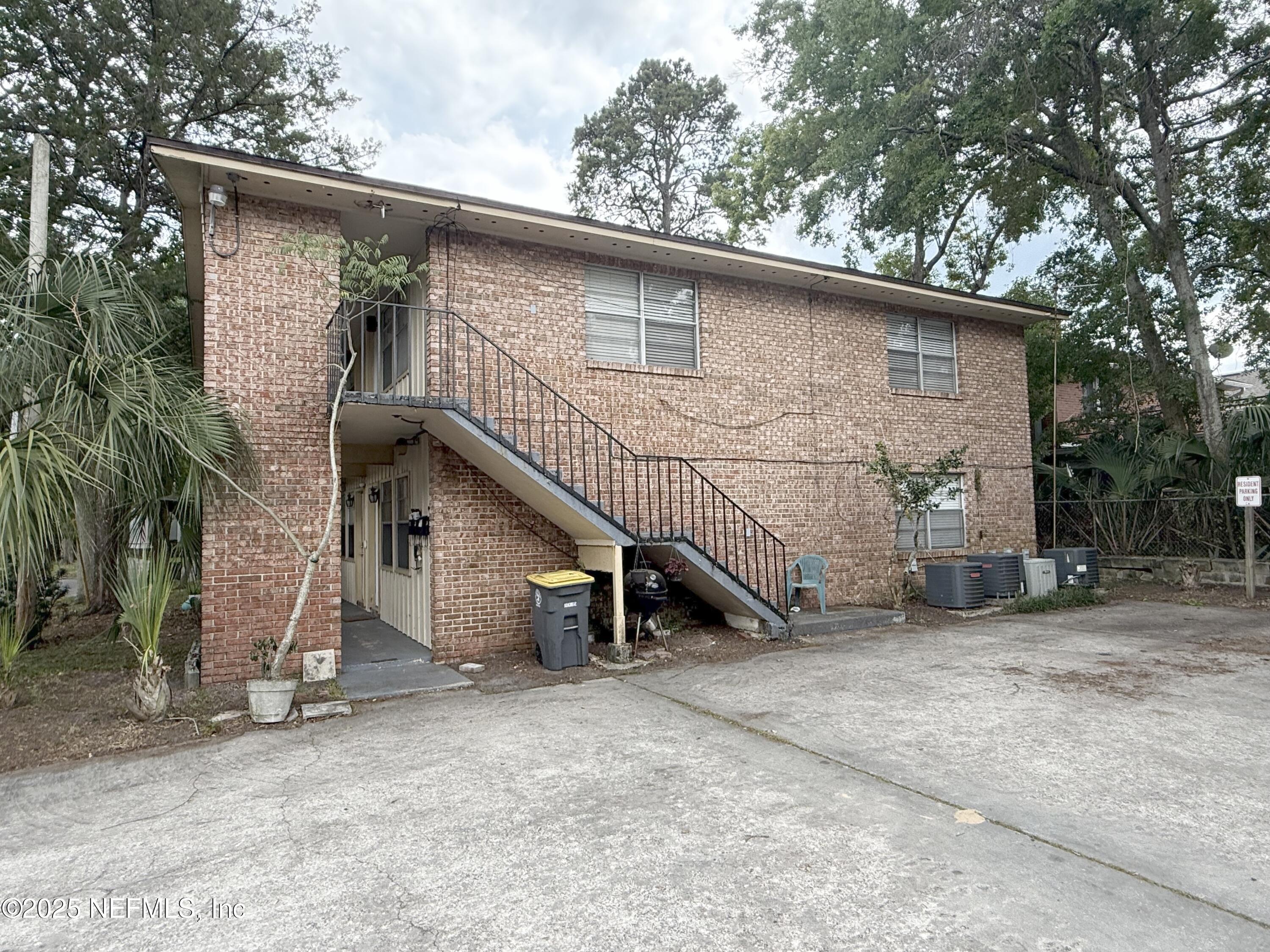 1321 LANDON Avenue A-D