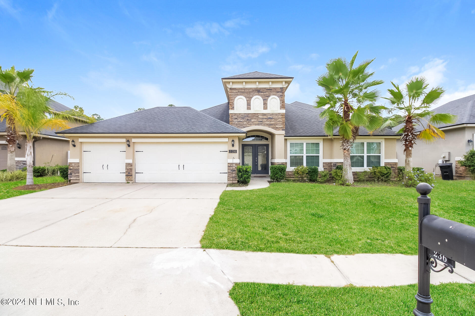St Johns, FL home for sale located at 236 ELLSWORTH Circle, St Johns, FL 32259