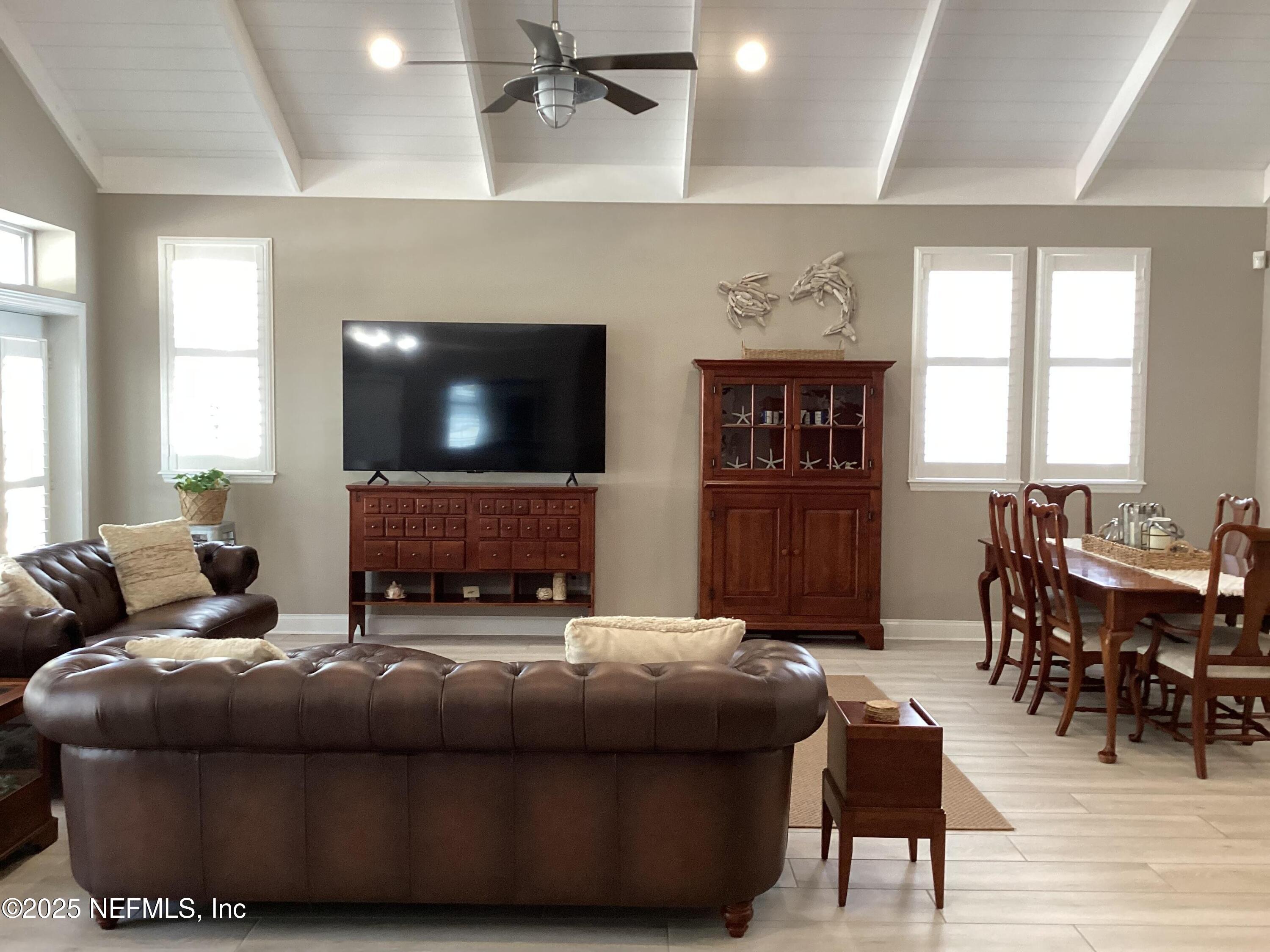 776 OCEAN PALM Way