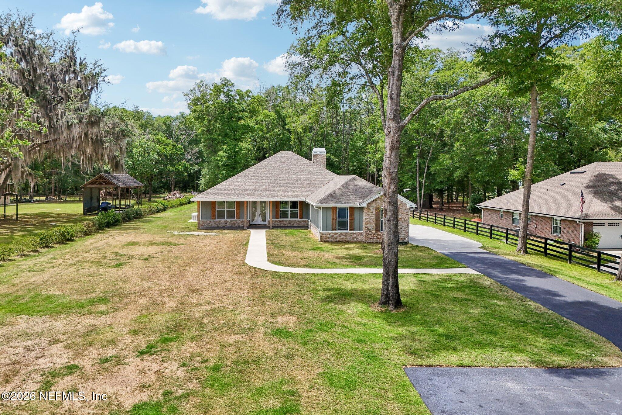 720 ARTHUR MOORE Drive