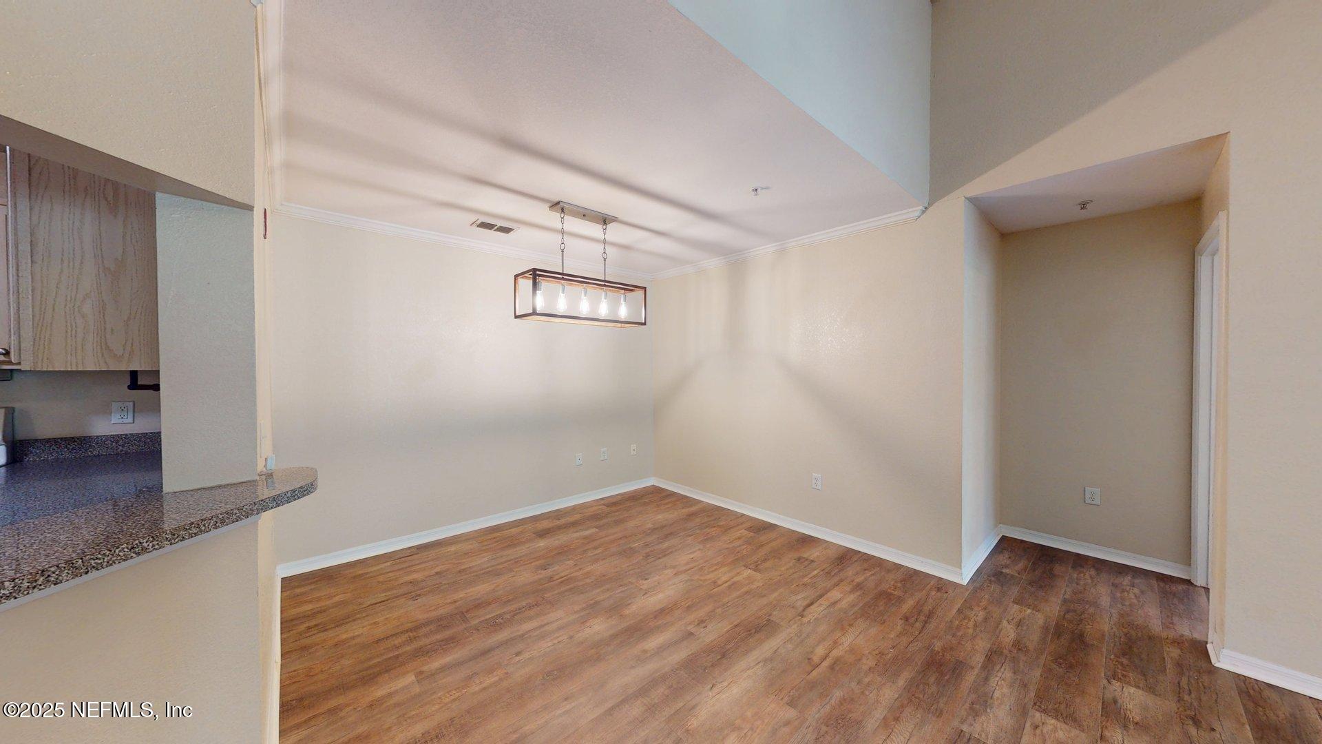 7800 POINT MEADOWS Drive 436