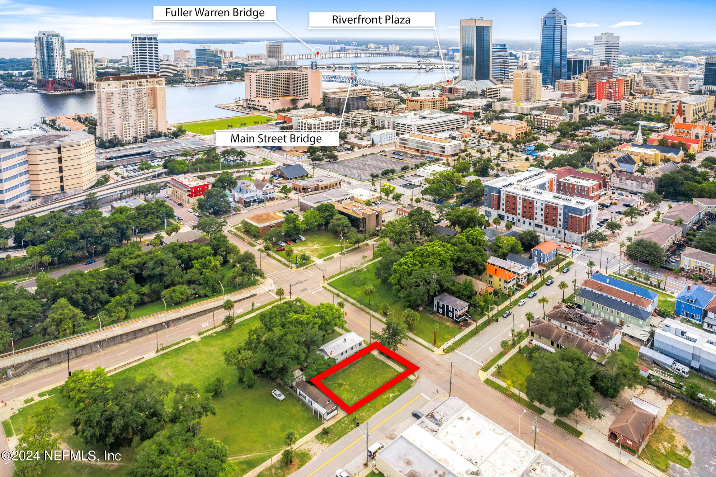 421 N WASHINGTON Street