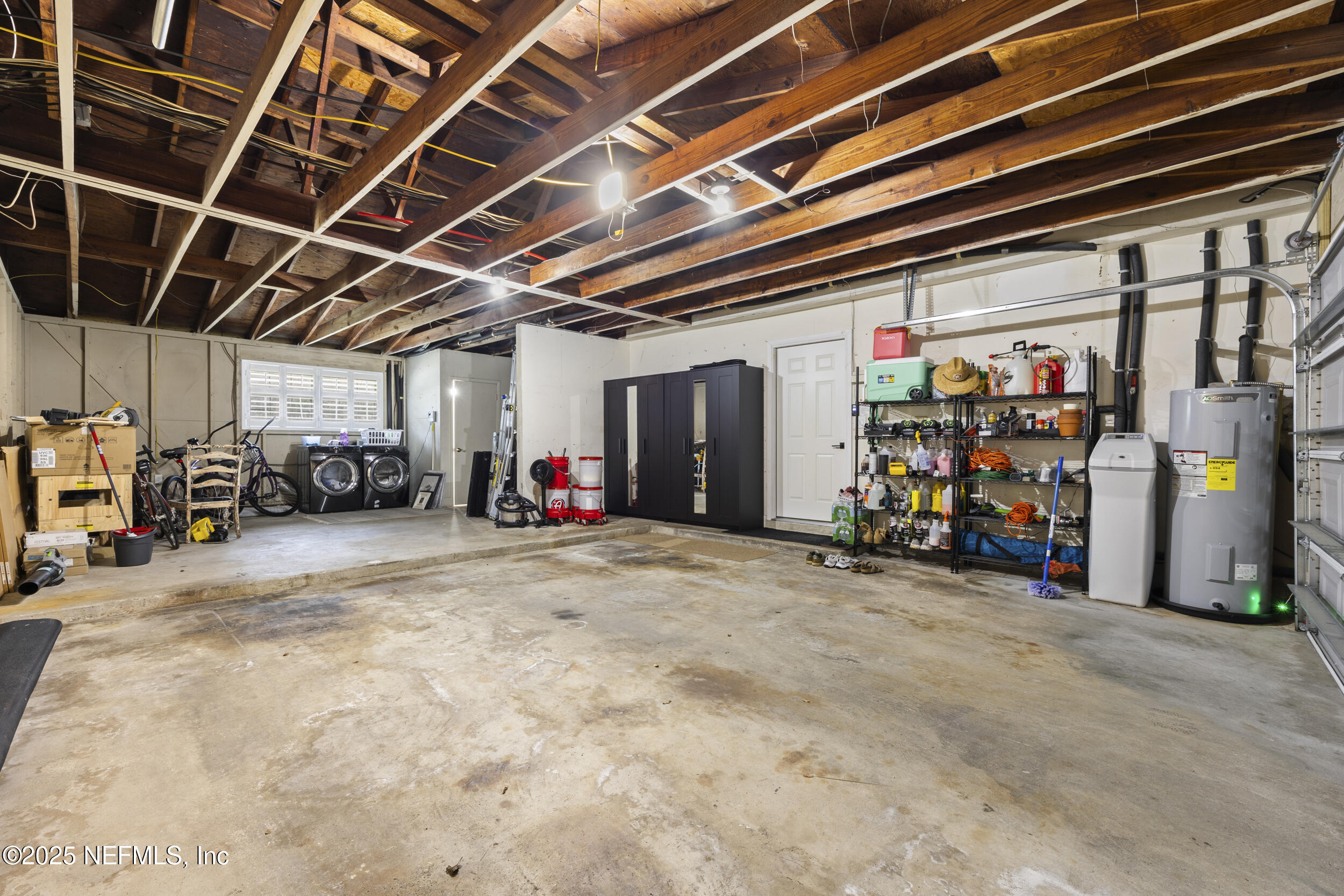 Jacksonville, Florida 32217, United States, 3 Bedrooms Bedrooms, ,3 BathroomsBathrooms,Residential,Pending,22850