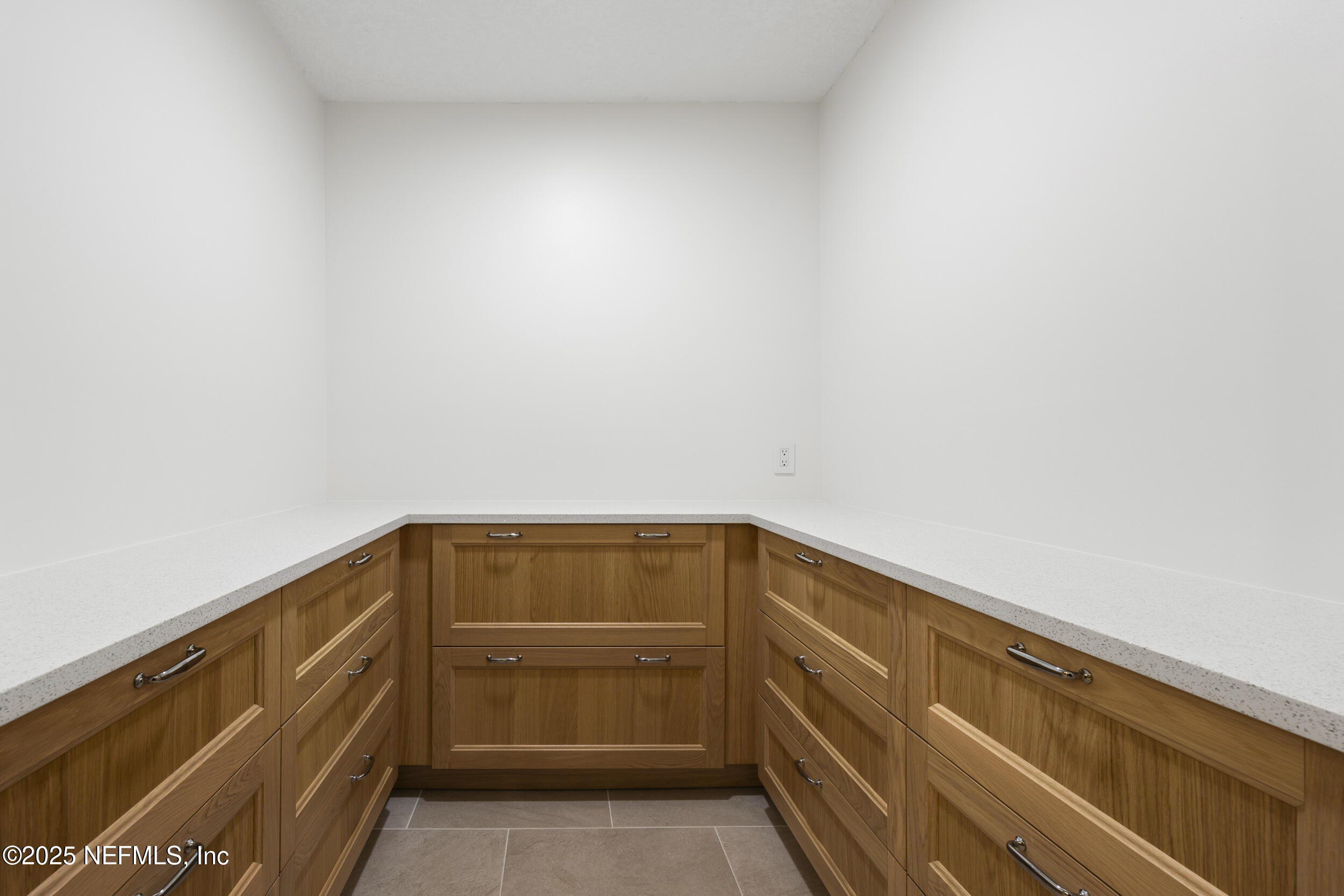 Jacksonville, Florida 32217, United States, 3 Bedrooms Bedrooms, ,3 BathroomsBathrooms,Residential,Pending,22850