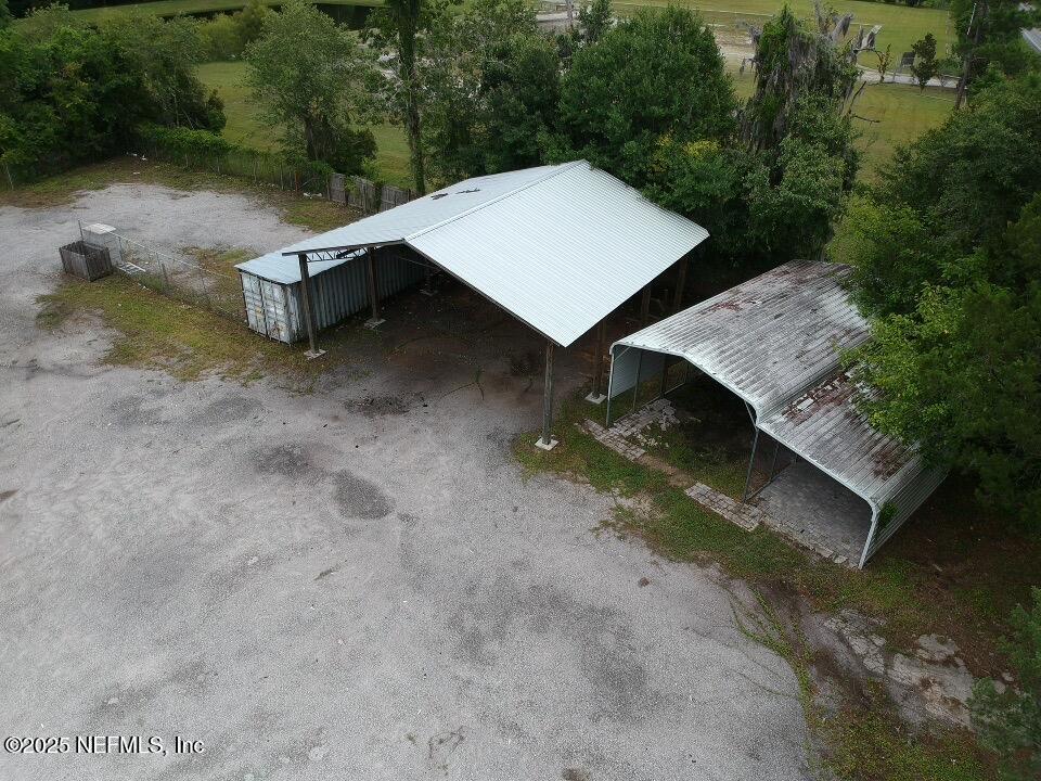 8903 W BEAVER Street