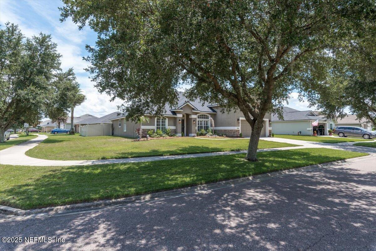 2484 ROYAL POINTE Drive