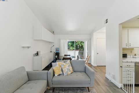 6198 Civic Terrace Ave Unit A, Newark, CA 94560 - #: 41111435