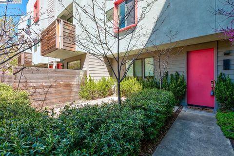 1528 Prescott St, Oakland, CA 94607 - #: 41090757