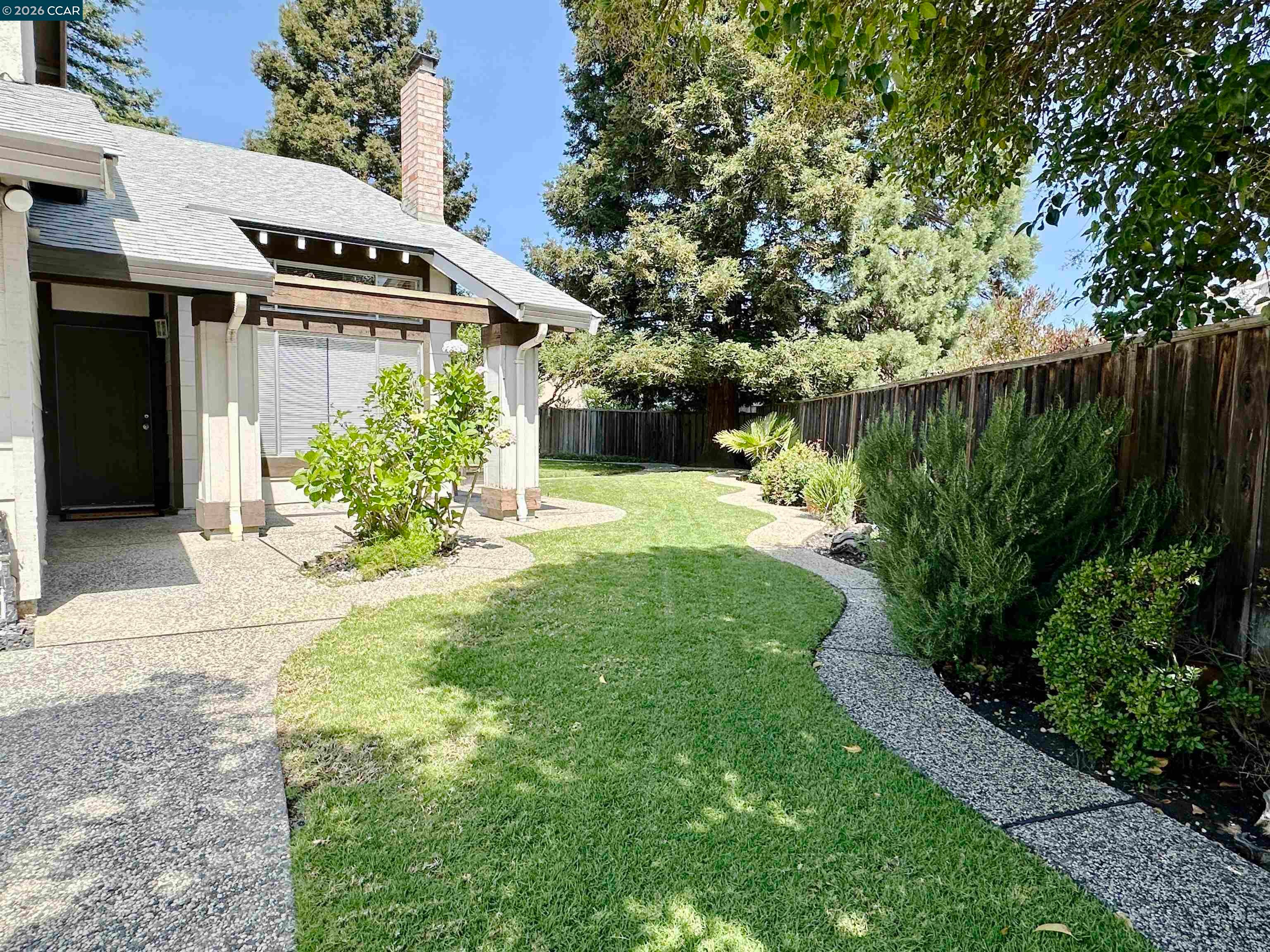 4864 Shadowfalls Dr