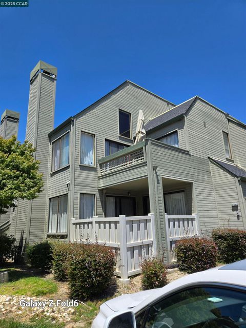 2753 East Ct, Richmond, CA 94806 - #: 41116067