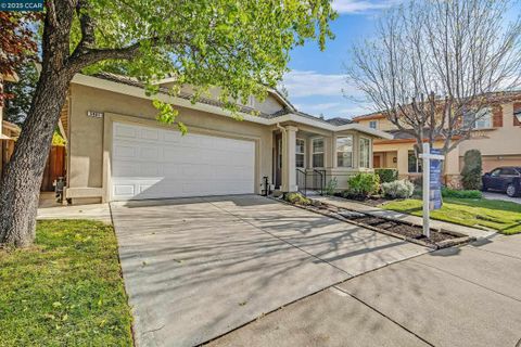 5001 Porta Rossa Cir, Pleasanton, CA 94588 - MLS#: 41094235
