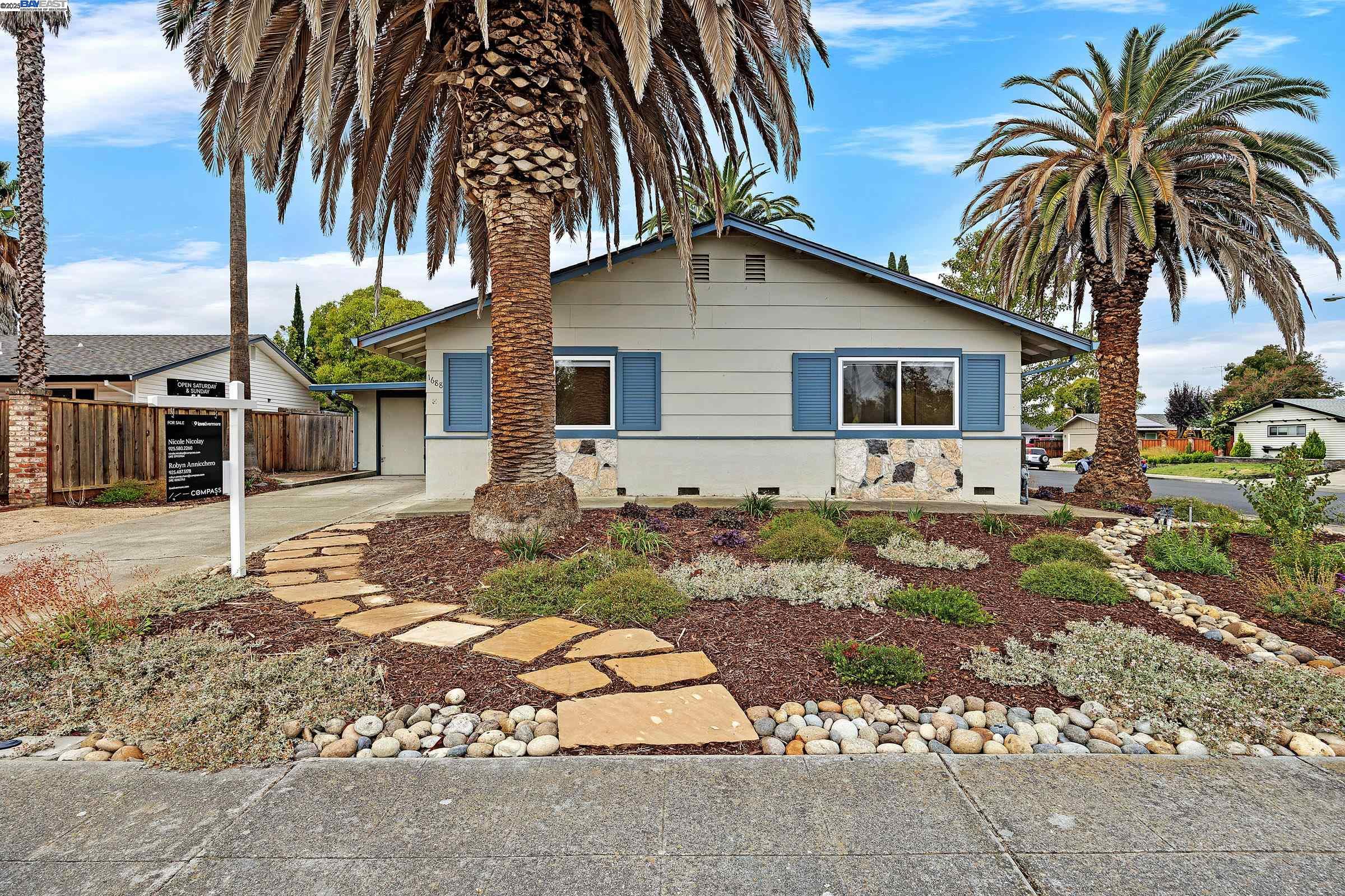 1688 Bluebell Dr