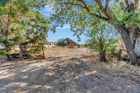 21200 Silva Road Sonoma CA 95476