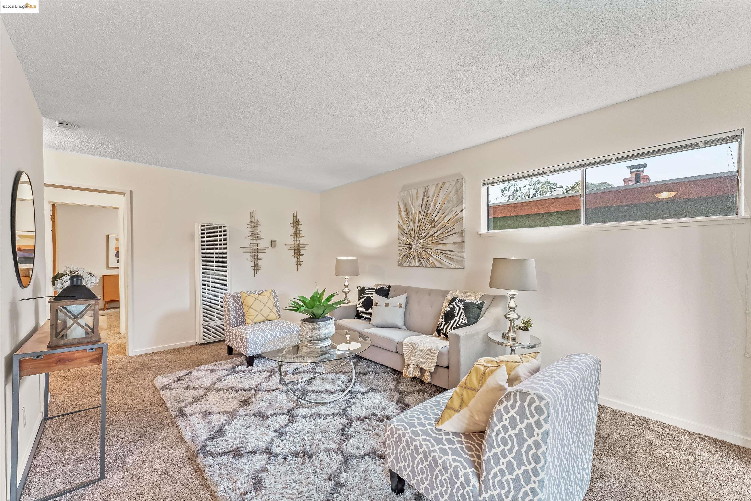 389 Somerset Rd