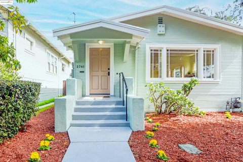 2741 Acton St, Berkeley, CA 94702 - MLS#: 41088079
