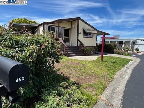 450 Santa Monica Unit 450, San Leandro, CA 94579 - MLS#: 41093308