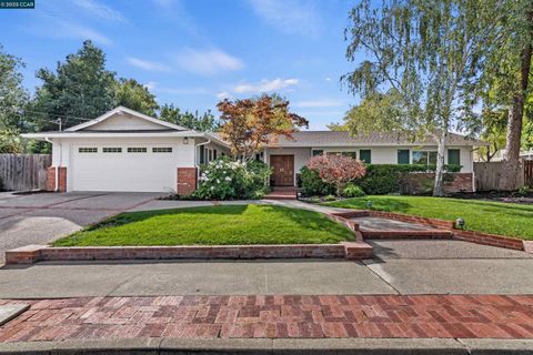 3075 Sweetbrier Cir Lafayette CA 94549