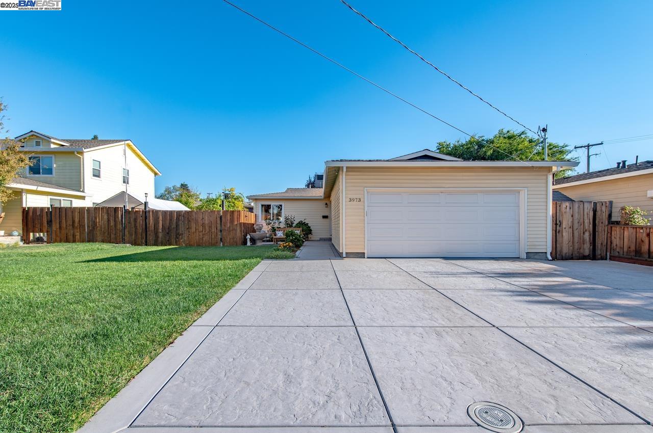 3973 Duke Way